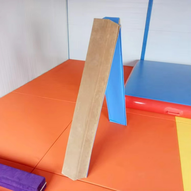 Trave di bilanciamento del pav - Gymnastics Beam Floor recensione e prezzo